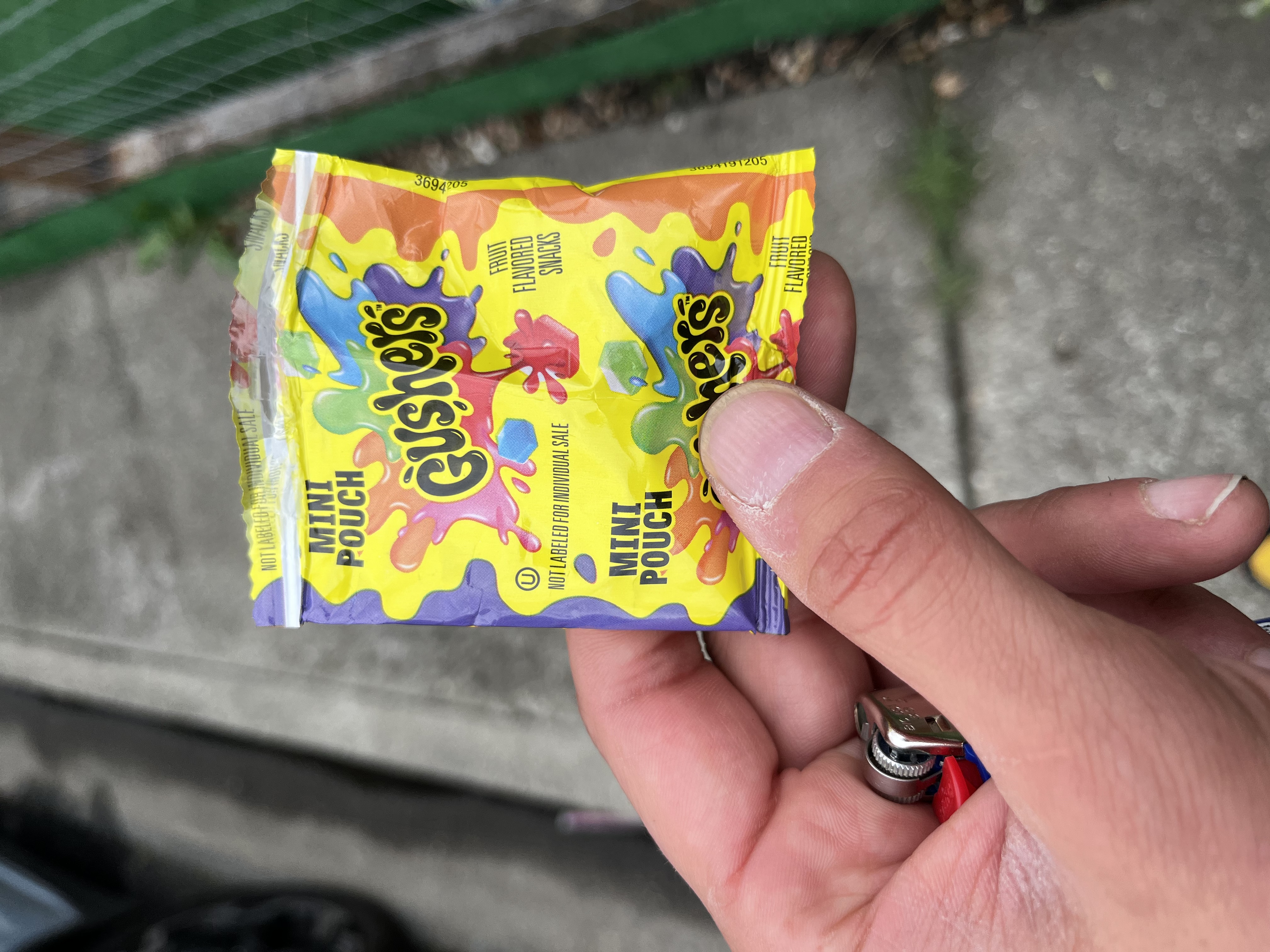 Gushers — Fruit Snacks — Teks Snack #003 — rteks.net